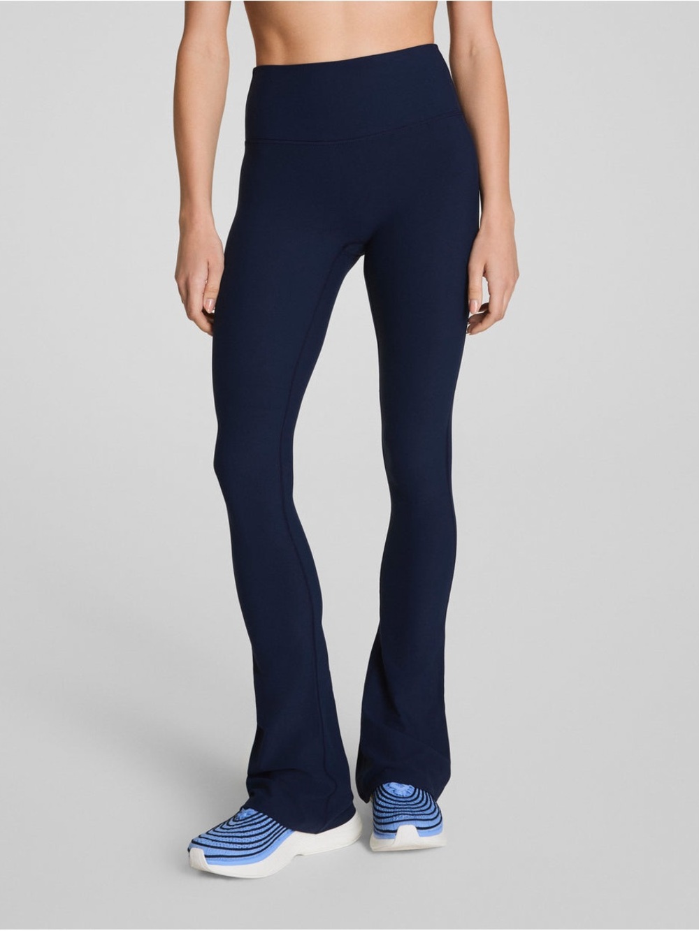 ✨ SPANX SPANXsmooth OnForm Micro Flare Pants Navy High Rise Stretch Size Small